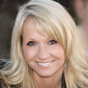 Meet your Posher, Shelly